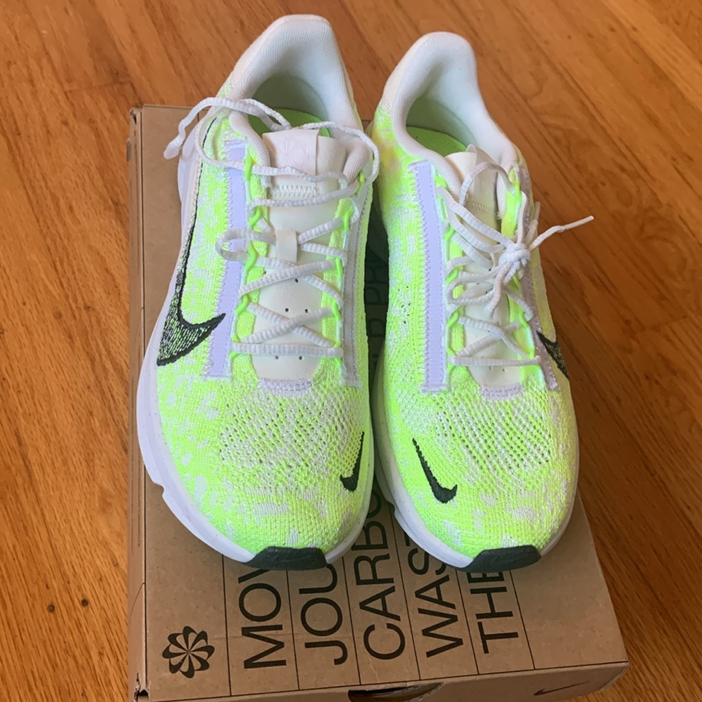 ⚡️Women’s Nike Superrep Go 3 Flyknit running shoes! NWT - Picture 3 of 6
